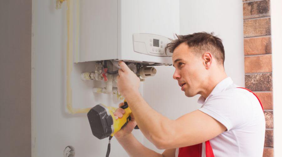 Professional water heater repair in Lake Hamilton, FL